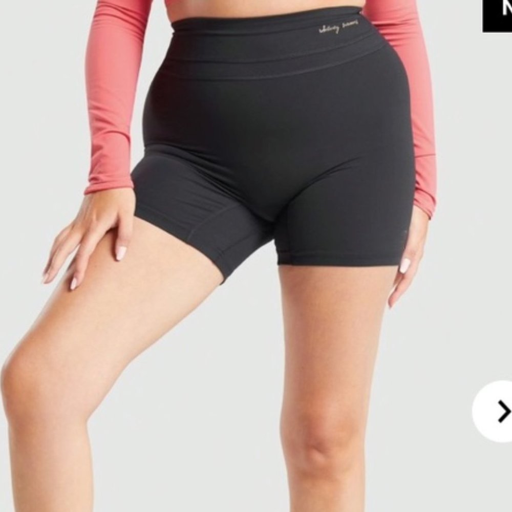 ws x gs shorts v2 - RESERVED